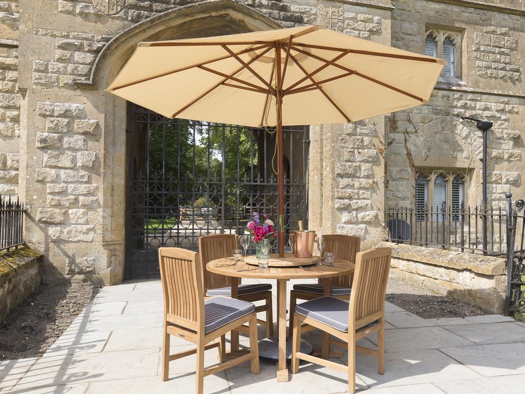 Villa Castle Gatehouse Winchcombe Exterior foto